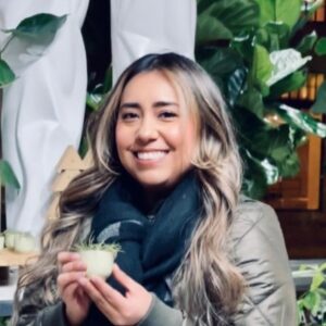 Tania Alvarez LinkedIn photo